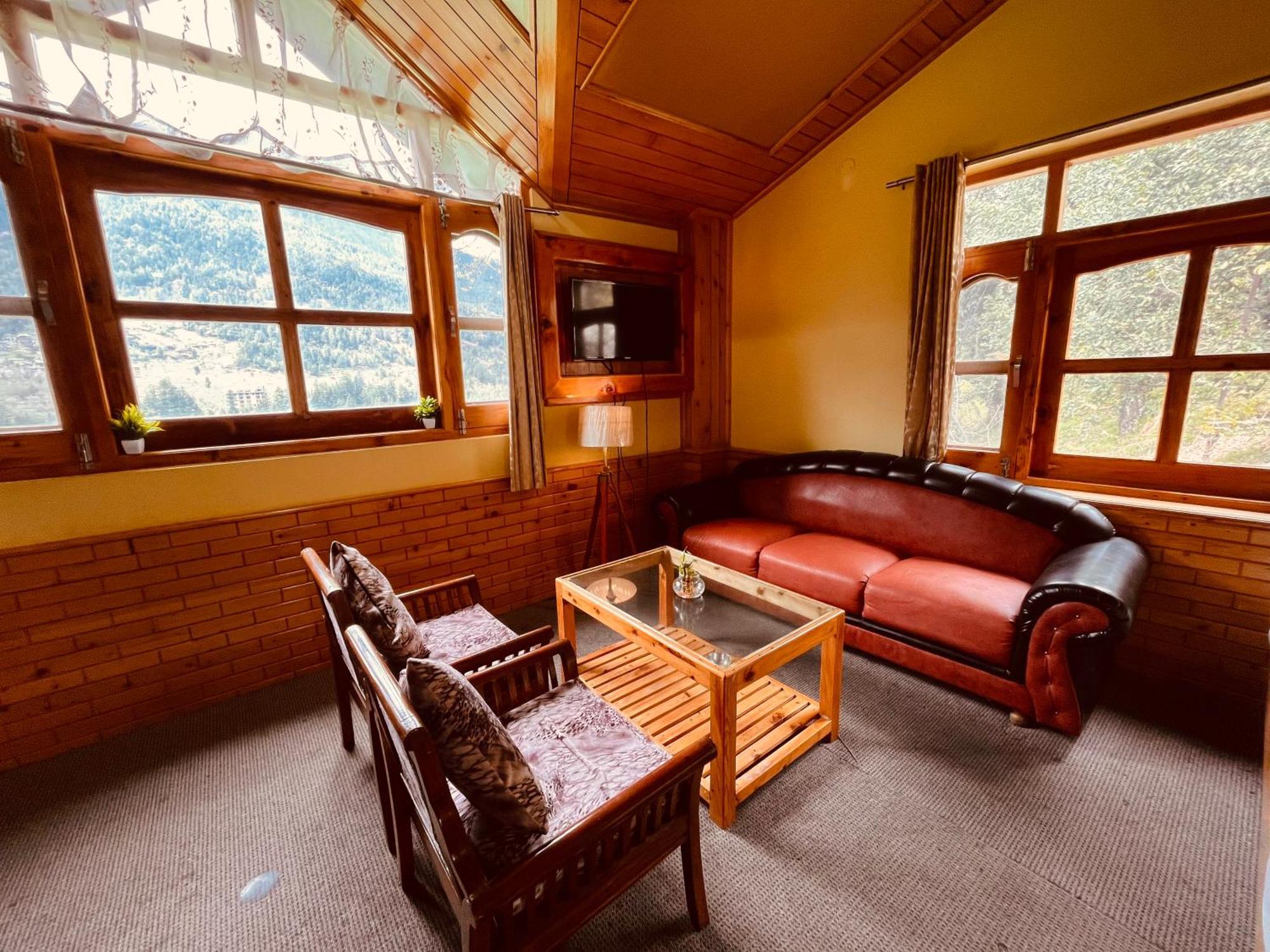 Snow Clad Riverview Hotel & Resort, Manali Buitenkant foto