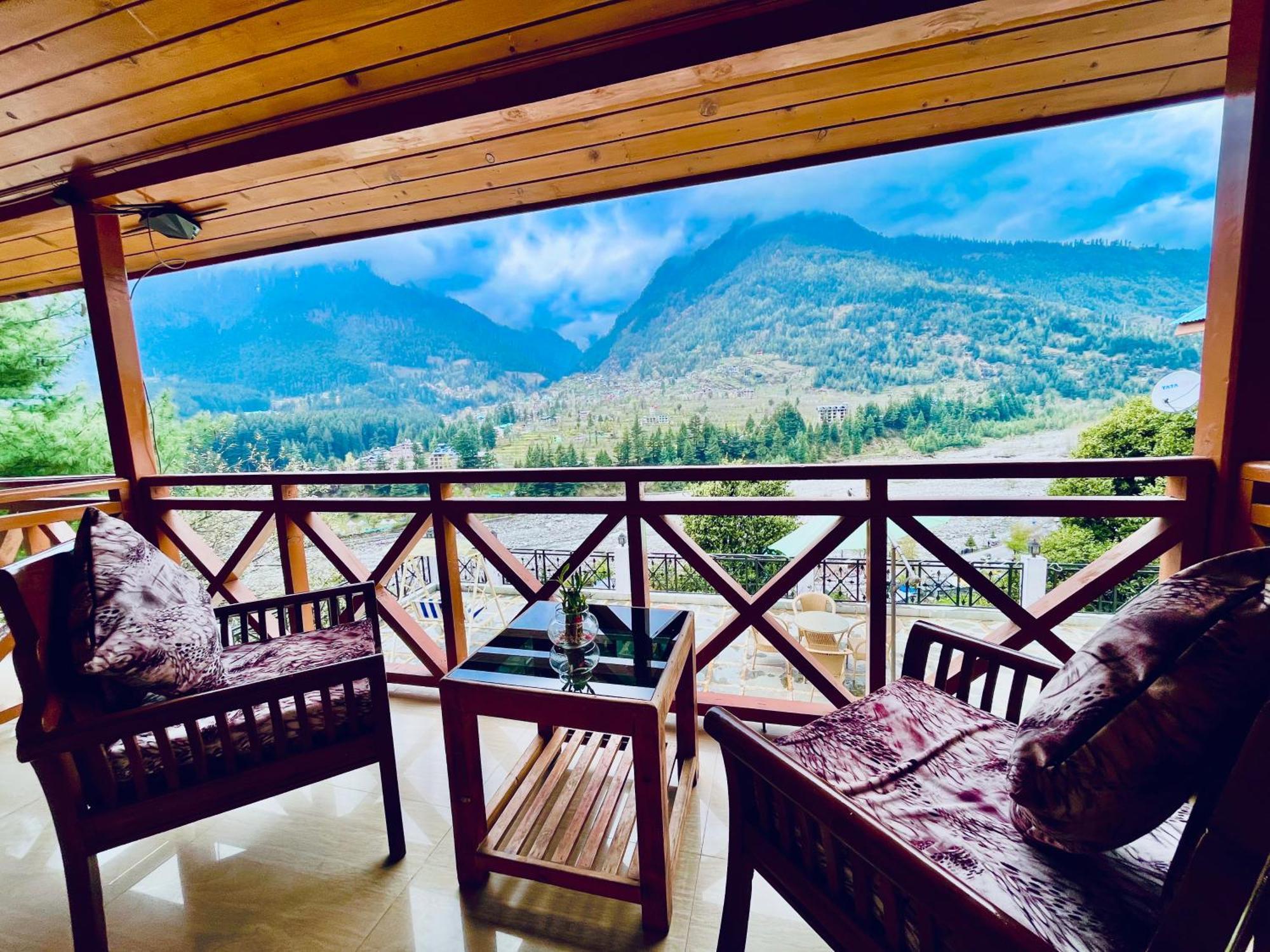Snow Clad Riverview Hotel & Resort, Manali Buitenkant foto