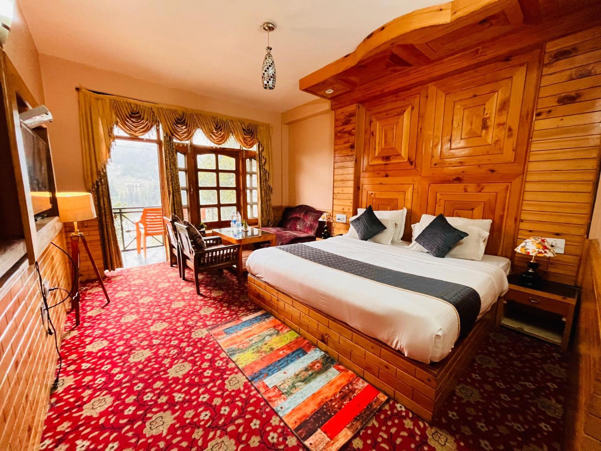 Snow Clad Riverview Hotel & Resort, Manali Buitenkant foto